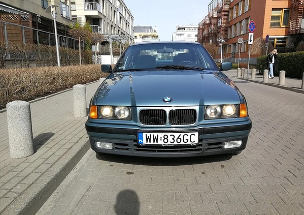 BMW Seria 3 cena 25900 przebieg: 134000, rok produkcji 1994 z Warszawa małe 562